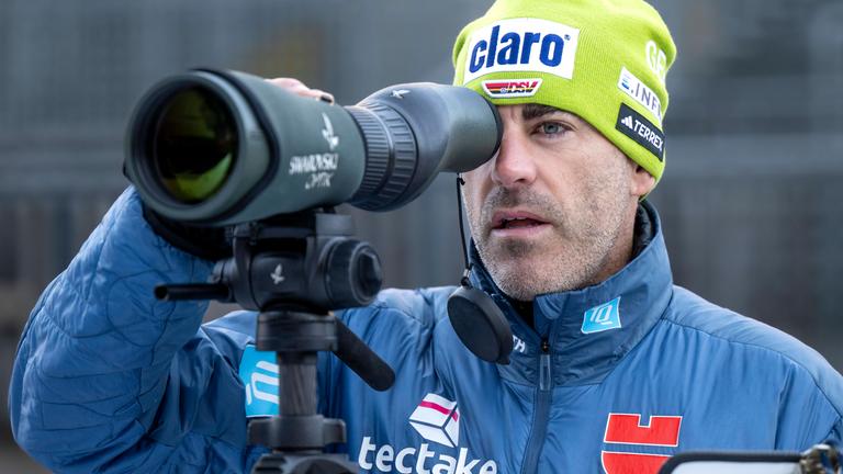 Tobias Reiter am 16.11.2024 - während der Qualifikationswettkämpfe Biathlon 2024