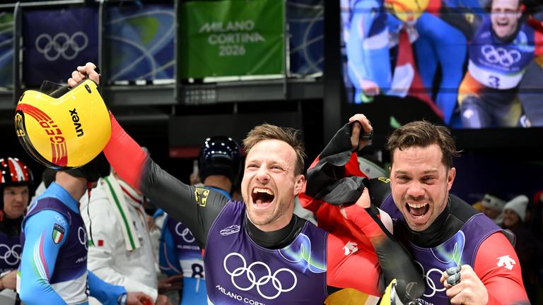 Tobias Wendl (Deutschland, r) und Tobias Arlt (Deutschland) jubeln. 