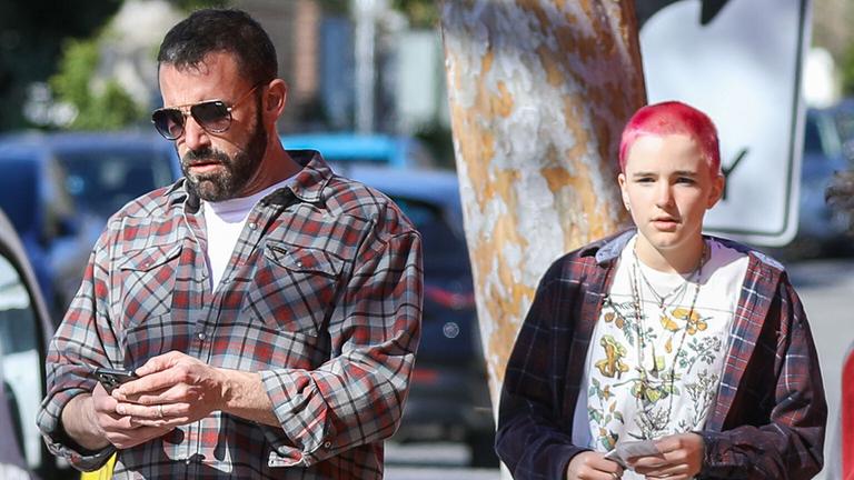 Die Tochter von Ben Affleck und Jennifer Garner hat sich jetzt als non-binär geoutet.