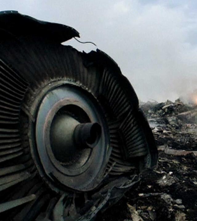 "Todesflug MH17 - Den Tätern auf der Spur": Trümmerteile von MH17
