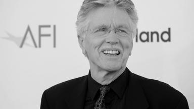 Auf dem Bild zu sehen ist Tom Skerritt bei einer Award-Verleihung 2012.