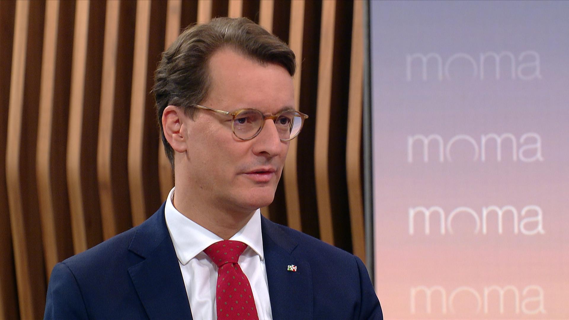Hendrik Wüst bei der ZDF-Sendung Moma, aufgenommen am 06.03.2024