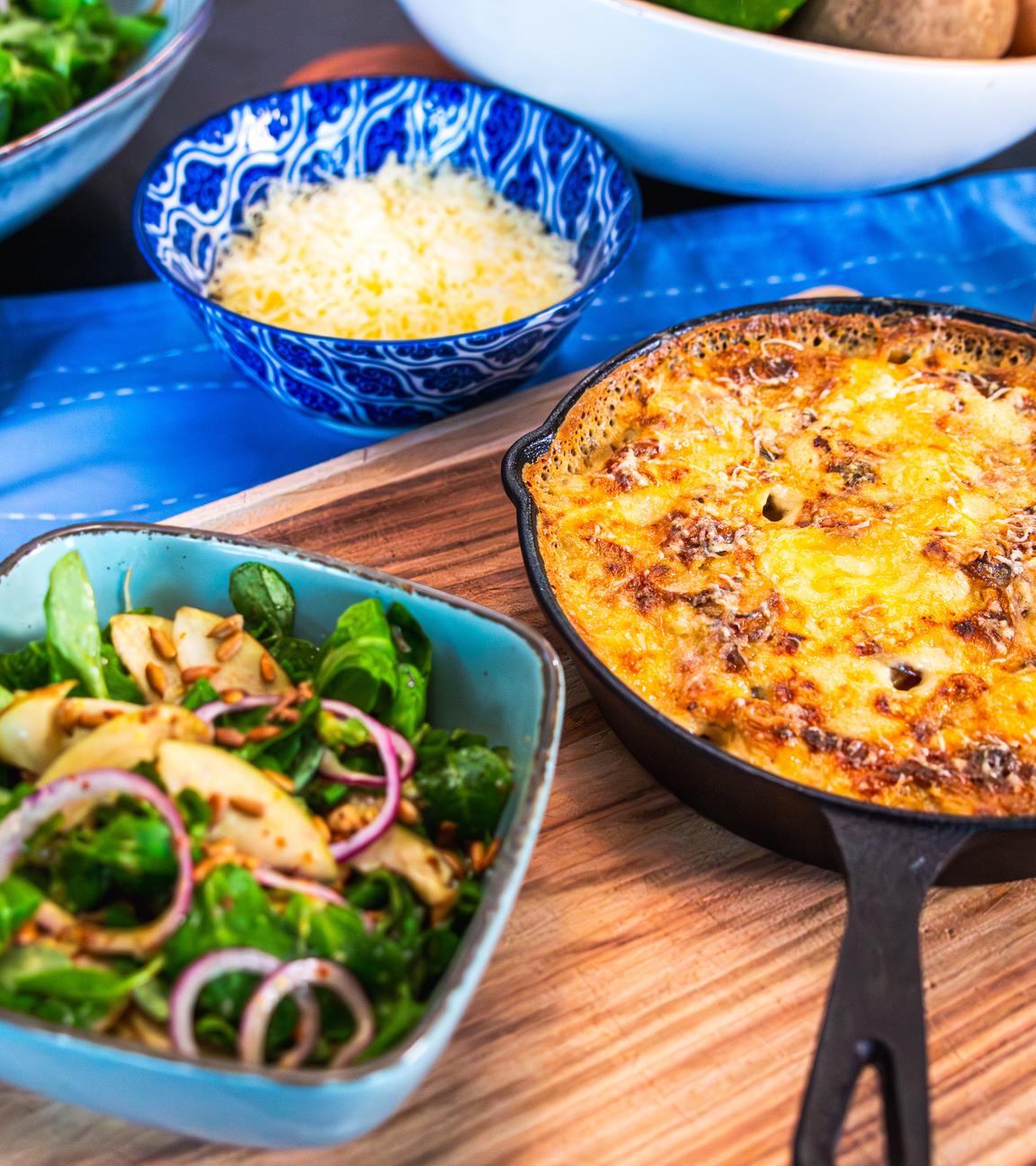 Topinambur-Kartoffel-Gratin mit Feldsalat