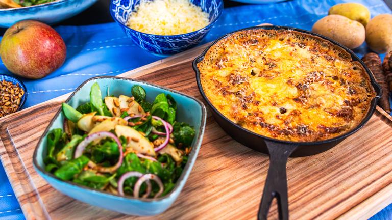 Topinambur-Kartoffel-Gratin mit Feldsalat