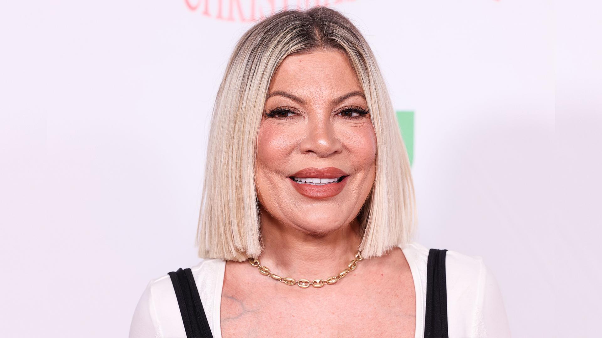 Die Trennung von Dean McDermott setzt Tori Spelling heftig zu: Sie sei überfordert, sagt sie. Und ihre Podcast-Partnerin fügt hinzu: Toris Heim gleiche einer Messie-Wohnung. (11.02.2026)