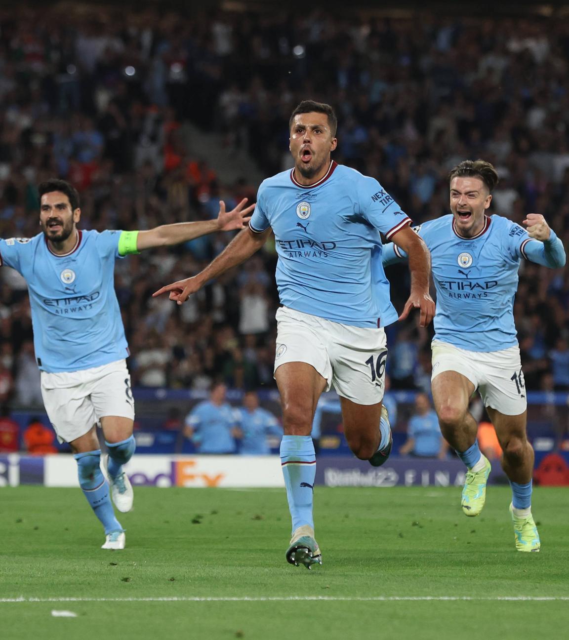 Fußball – Champions-League-Finale – Manchester City gegen Inter Mailand – Atatürk-Olympiastadion, Istanbul, Türkei – 10.06.2023 1:0 Rodri (16) von Manchester City schießt ein Tor und jubelt
