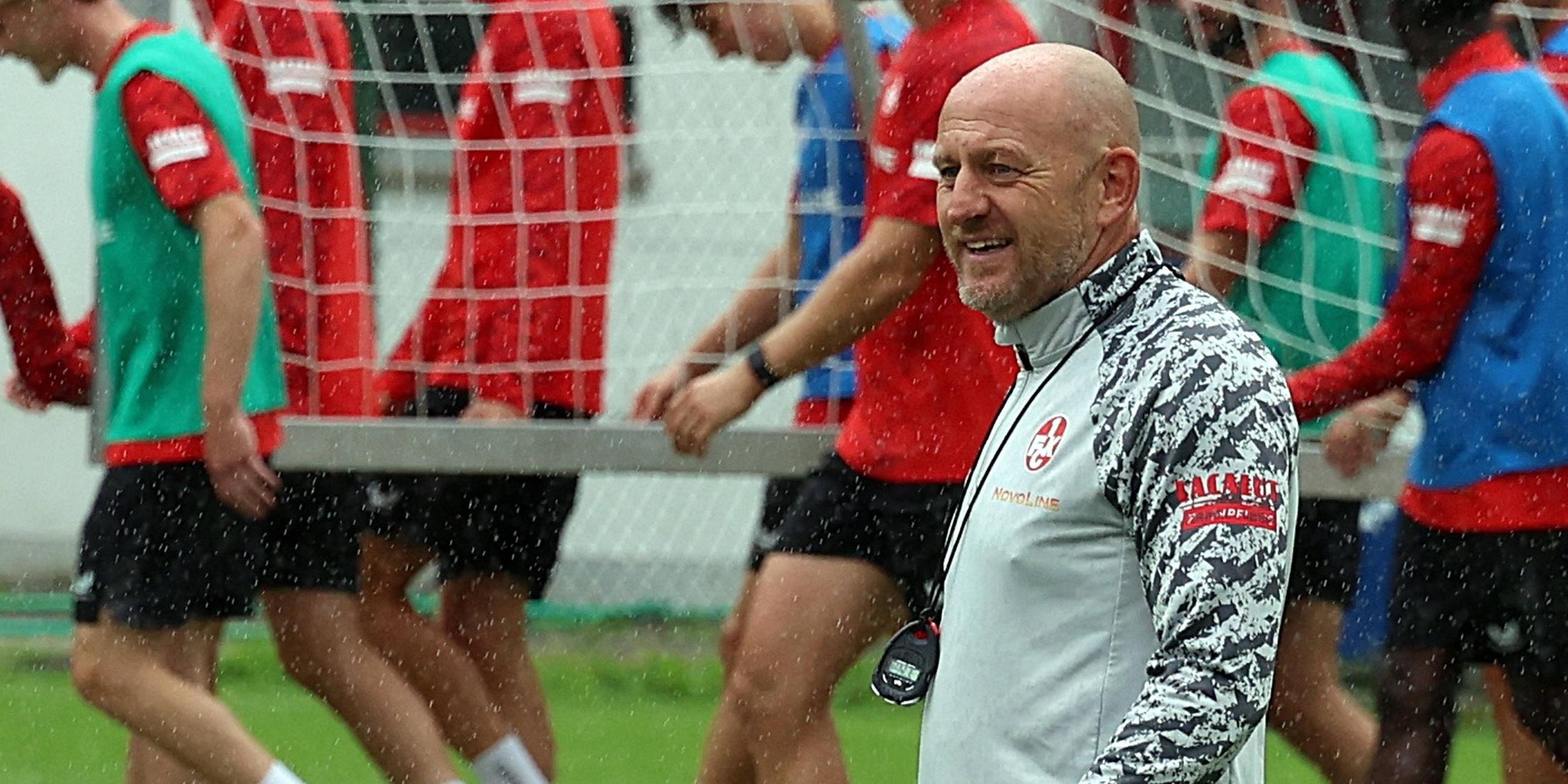 Trainer Torsten Lieberknecht beim Training des 1. FC Kaiserslautern