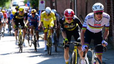 Radsportler in Aktion bei der Tour de France.