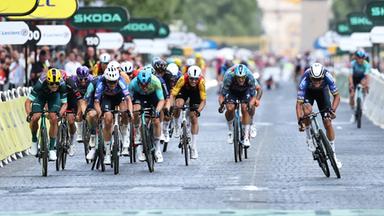 Tour de France: Schlussspurt auf der letzten Etappe in Paris