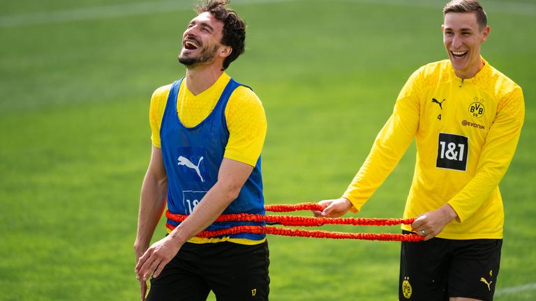 Mats Hummels und Nico Schlotterbeck im BVB-Training