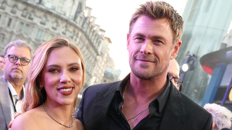 Scarlett Johansson und Chris Hemsworth bei der Premiere von "Transformers One".