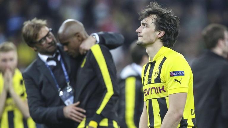 Niedergeschlagene Dortmunder nach Champions League Niederlage