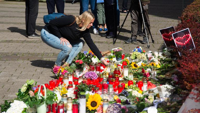 Mahnmal in der Nähe des Anschlagsorts vor der Solinger Stadtkirche