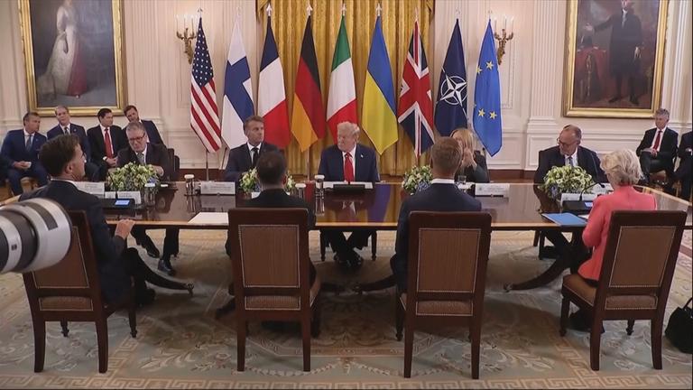 Staatschefs bei Gipfel