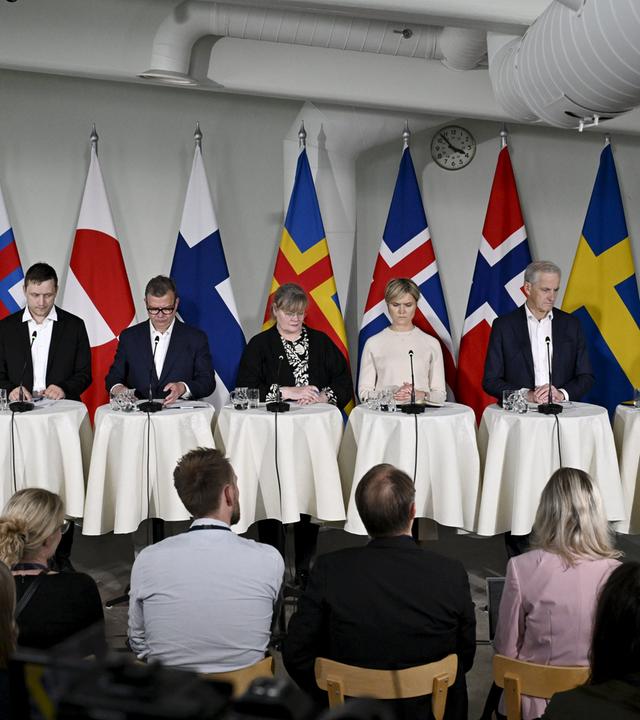 Die Premierminister der Länder Dänemark, Faröer, Grönland, Finnland, Island, Norwegen und Schweden treffen sich beim informellen Treffen des nordischen Rats in Finnland.