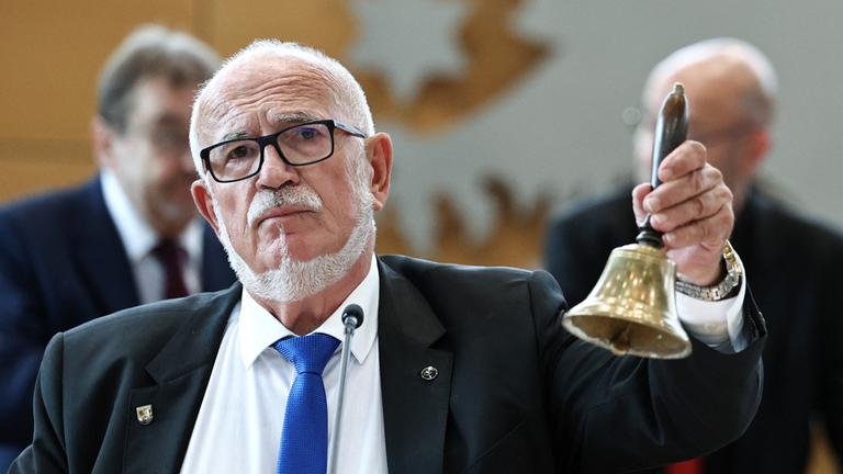 AfD-Alterspräsident Jürgen Treutler im Thüringer Landtag