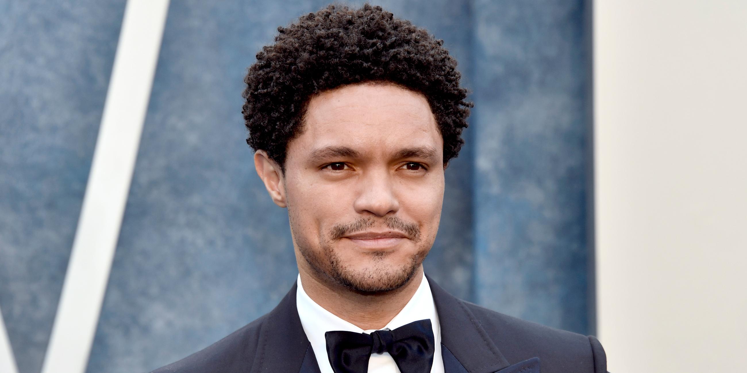 Trevor Noah auf dem roten Teppich