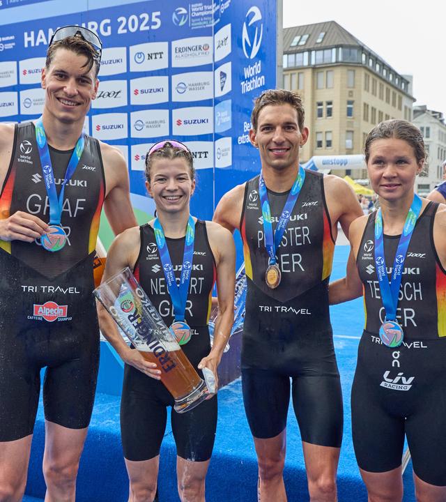 Das deustche Team Henry Graf (l-r), Tanja Neubert, Lasse Nygaard Priester und Lisa Tertsch haben den dritten Platz erreicht. 