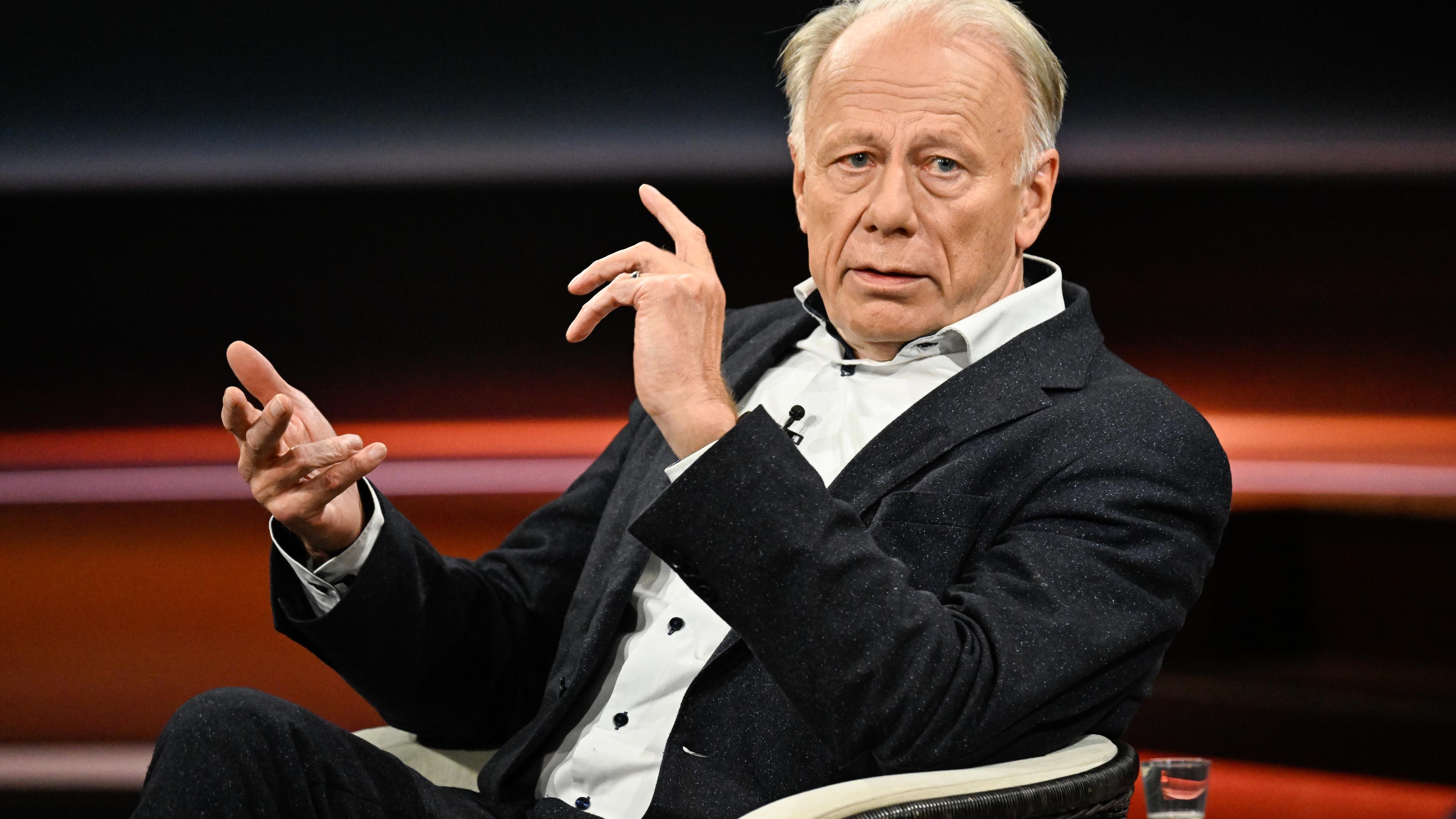 Jürgen Trittin im Studio von Markus Lanz