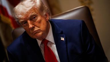 Trump hatte in den letzten Tagen immer wieder signalisiert, dass Friedensverhandlungen kurz vor dem Ende stehen würden. 