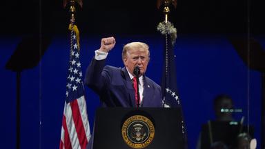 Trump difammierte die oppositionellen Demokraten pauschal als Kommunisten.
