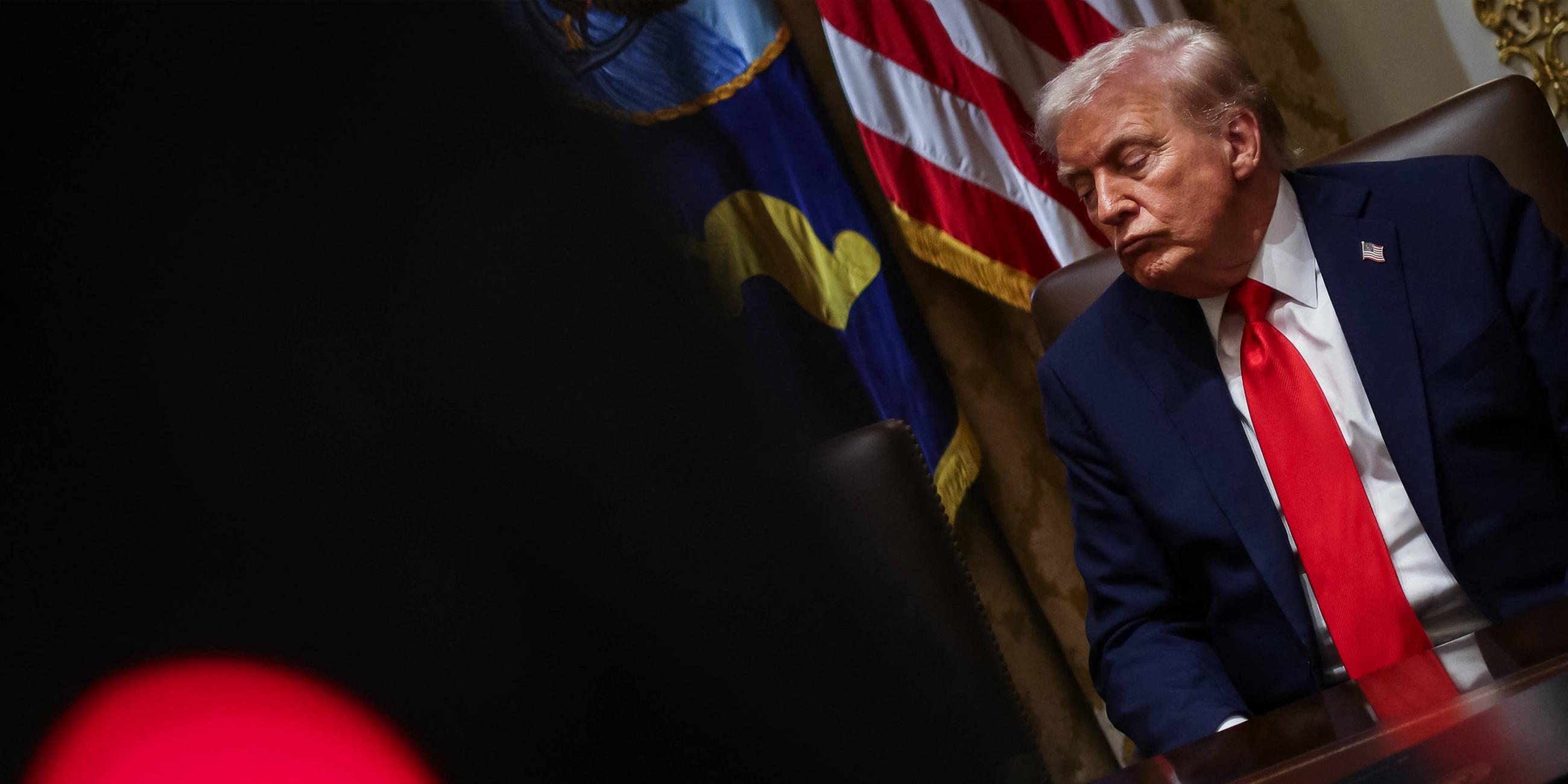 U.S. Präsident Donald Trump während eines Kabinett-Meetings im Weißen Haus am 09.10.2025