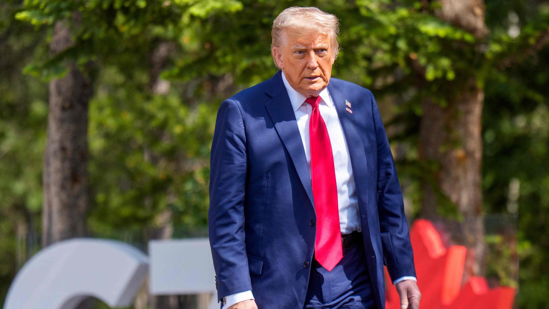 US-Präsident Donald Trump bei seiner Ankunft beim G7-Gipfel in Kananskis, Kanada