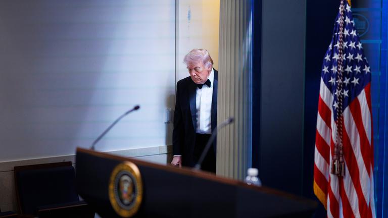 US-Präsident Donald Trump beim Dinner der White House Correspondents’ Association in Washington nach einem Schussvorfall.