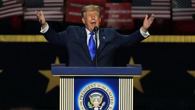US-Präsident Trump spricht bei einer Parteiveranstaltung der Republikaner in Dallas.