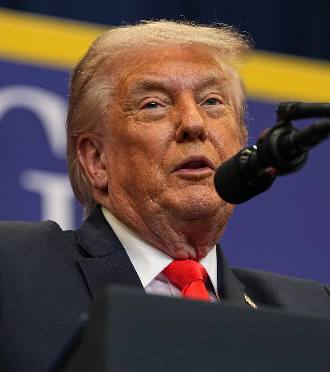 US-Präsident Donald Trump spricht in einer Charter School. 
