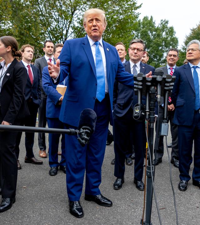US President Trump hosts super intelligence meeting at White House
