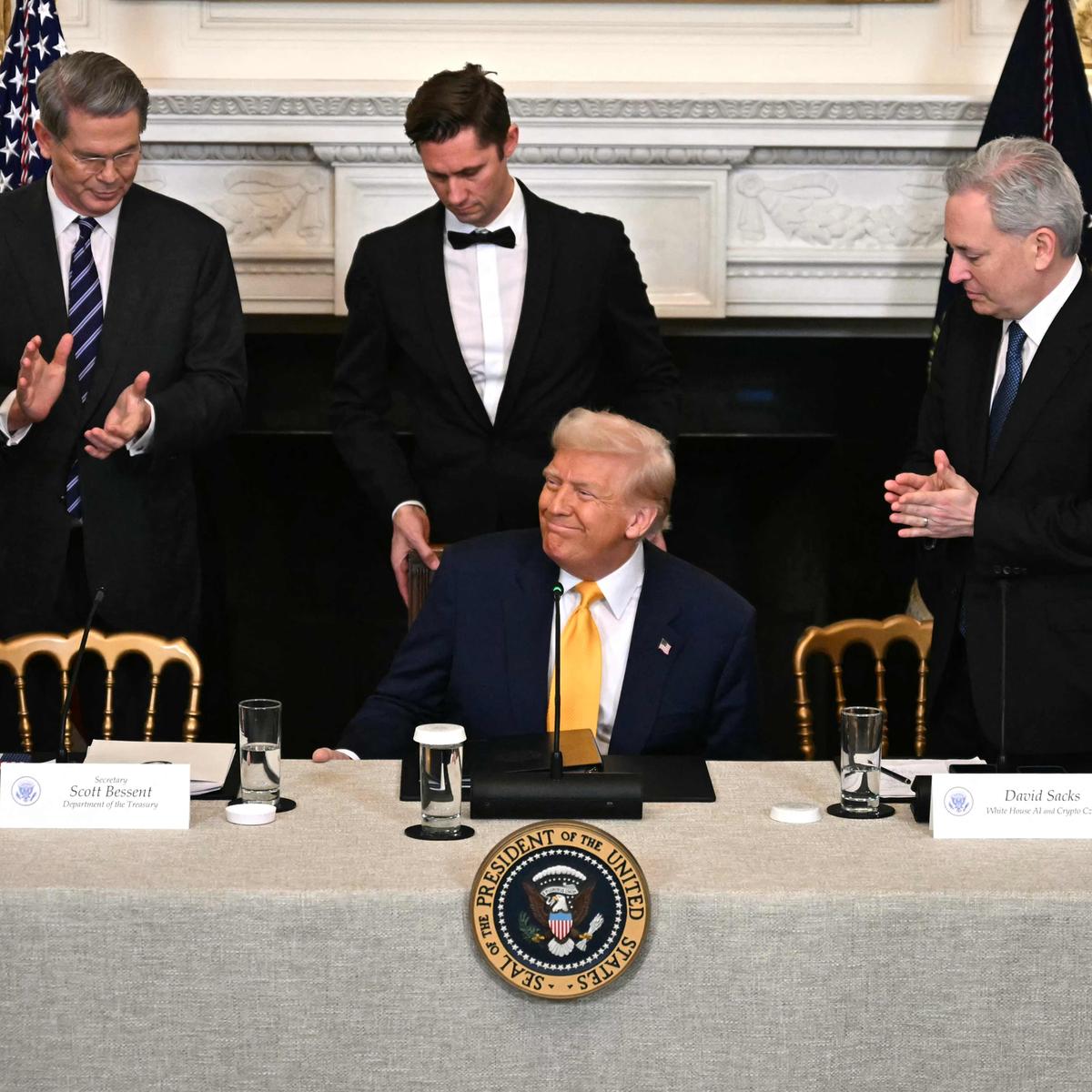 Krypto-Gipfel: Trump macht sich erneut für Branche stark