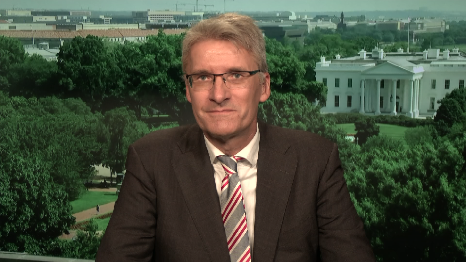 US-Korrespondent Elmar Theveßen bei ZDFheute live.