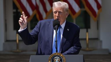 Donald Trump am "National Day of Prayer"-Event im Rosengarten des Weißen Hauses