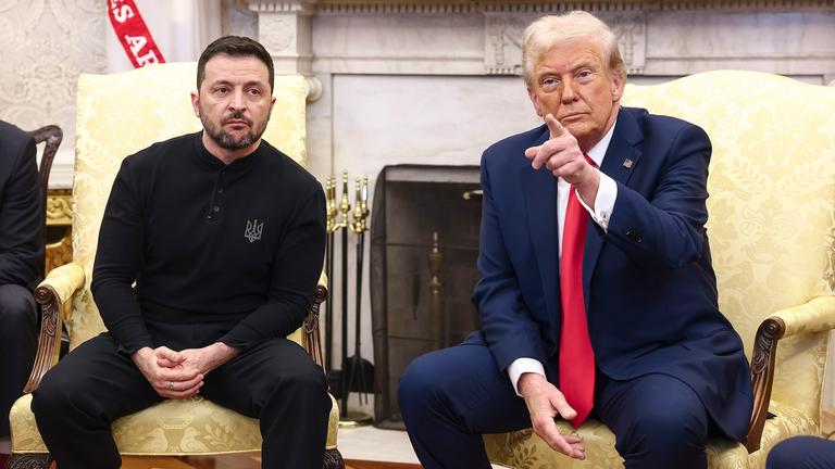 Wolodymyr Selenskyj (l.) und Donald Trump