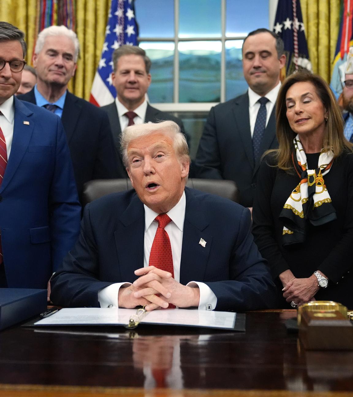 US-Präsident Donald Trump spricht bei der Unterzeichnung des Gesetzes zur Beendigung von längstem Shutdown in US-Geschichte.