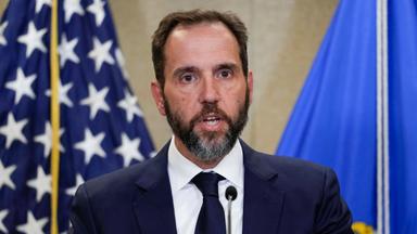 Sonderermittler Jack Smith spricht am 1. August 2023 im US-Justizministerium in Washington zu den Medien.