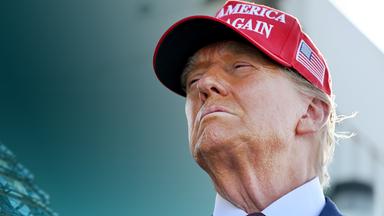 Bild von Donald Trump. Daneben eine Freifläche.