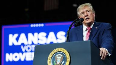 US-Präsident Donald Trump bei einer Wahlveranstaltung in Kansas