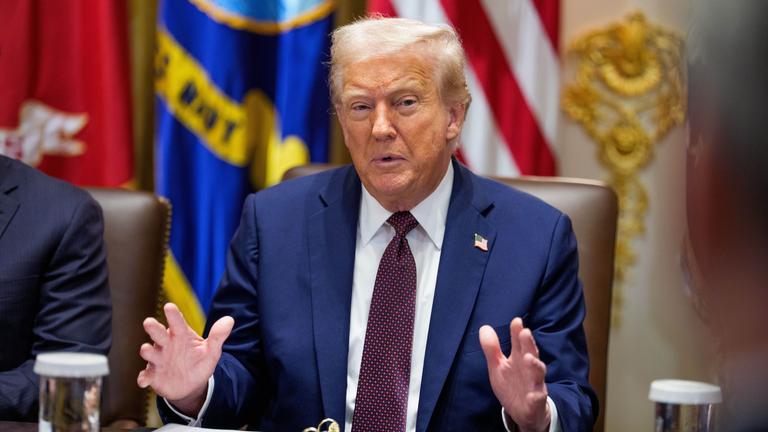 Donald Trump bei einem Kabinettsmeeting in Washington.