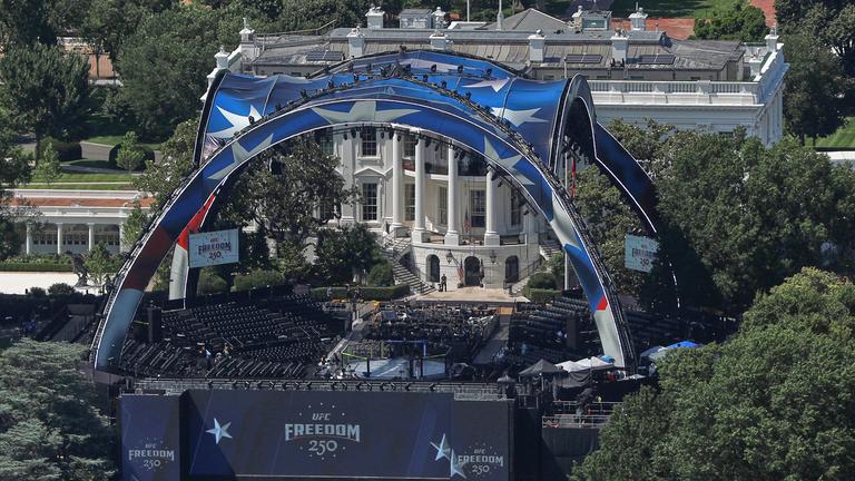 UFC-Arena vor dem Weißen Haus