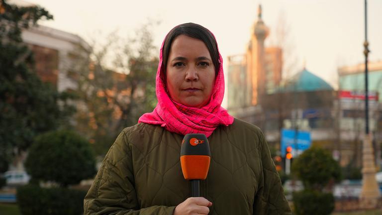 Bild von ZDF-Korrespondentin Phoebe Gaa berichtet aus Teheran, Iran.
