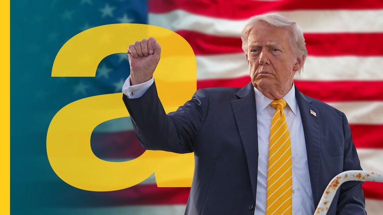 Donald Trump mit erhobener Faust