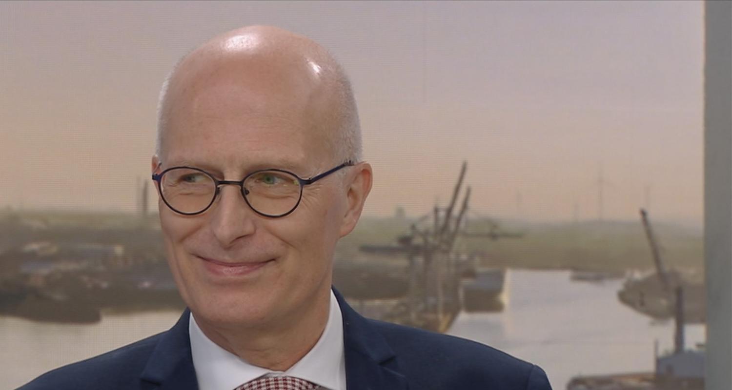 Peter Tschentscher von der SPD mit einer Reaktion zur Bürgerschaftswahl in Hamburg.