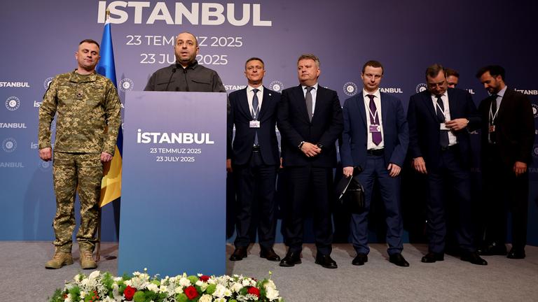 Ukraine und Russland verhandeln in der Türkei für ein Kriegsende. Hierfür stehen sie bereit für die Presse