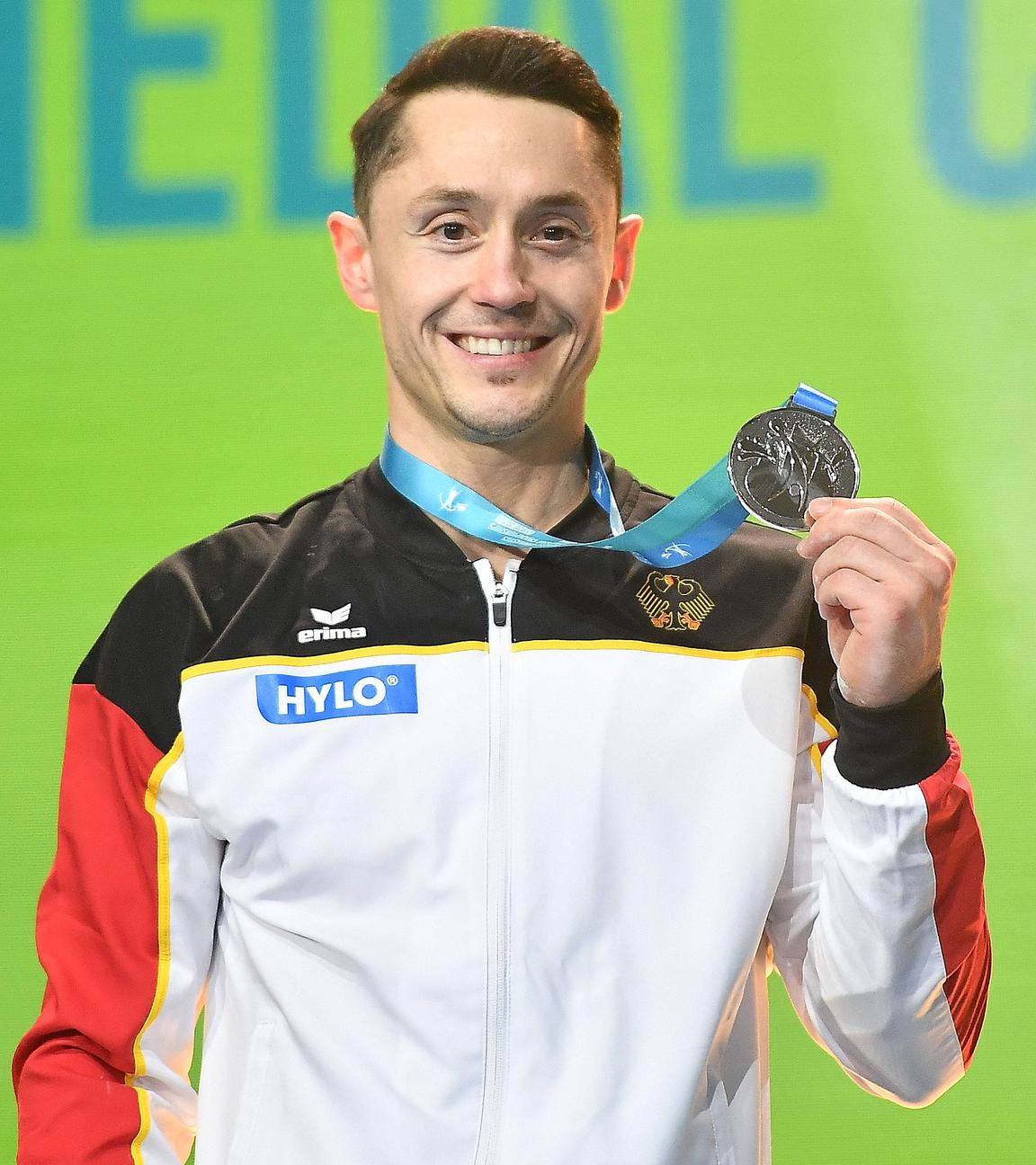 Andreas Toba gewinnt die Silbermedaille beim Reck bei der Turn-EM.