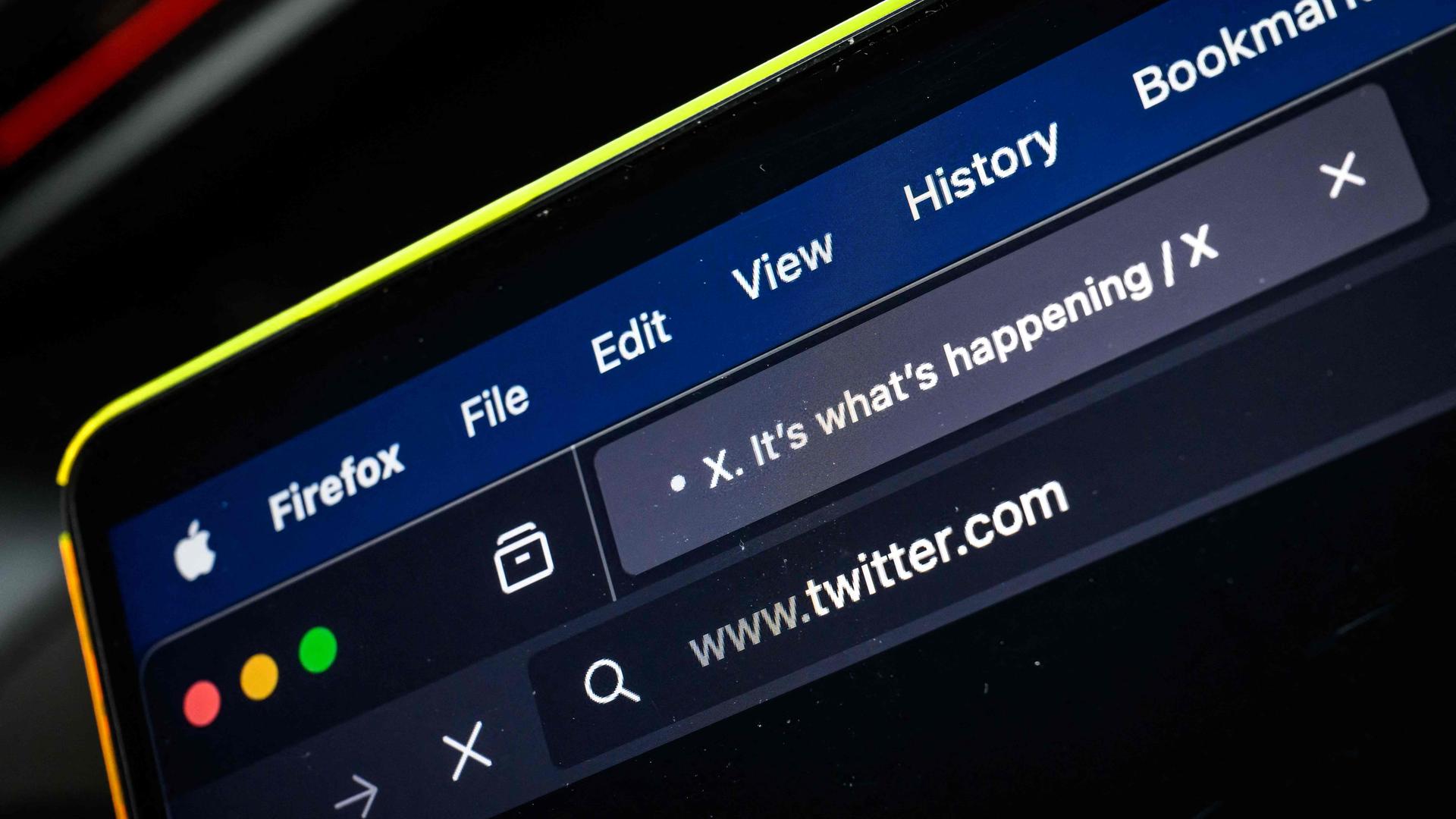 Umleitung der Internetadresse Twitter zu X