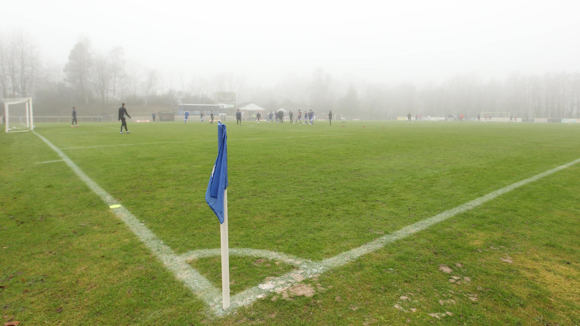 Typical: Fußballplatz
