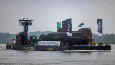 Transport des U-Boots U17 über den Rhein