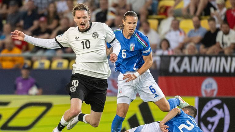 Die deutschen Junioren haben bei der U21-EM in der Slowakei das Halbfinale erreicht. 